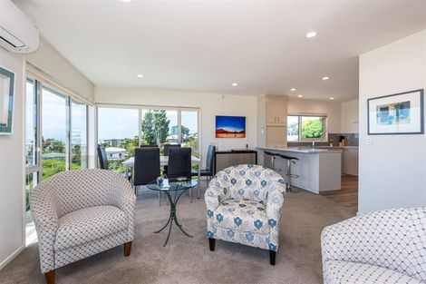 Photo of property in 45a Marama Crescent, Mount Pleasant, Christchurch, 8081