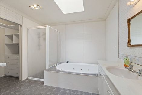 Photo of property in 75 Burwood Road, Matamata, 3400