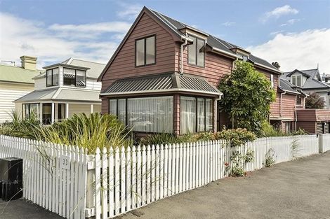 Photo of property in 33 Queens Parade, Devonport, Auckland, 0624