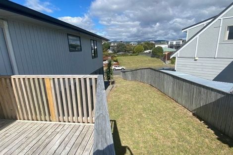 Photo of property in 115 Queens Road, Waikanae Beach, Waikanae, 5036