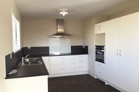 Photo of property in 12 Volta Place, Clendon Park, Auckland, 2103