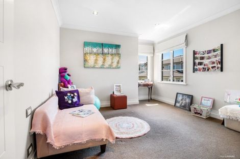 Photo of property in 20 Saint Andrews Way, Albany, Auckland, 0632