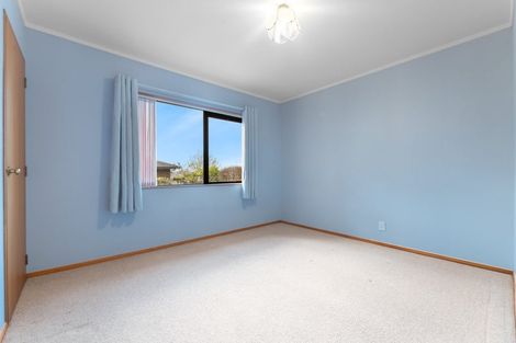 Photo of property in 1/66 Picasso Drive, West Harbour, Auckland, 0618