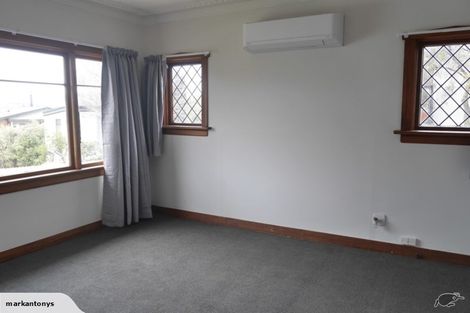 Photo of property in 20 Mornington Road, Balaclava, Dunedin, 9011