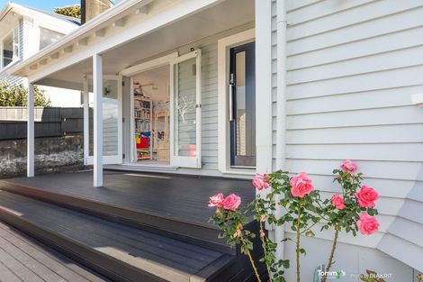 Photo of property in 89 Farnham Street, Mornington, Wellington, 6021