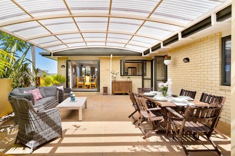 Photo of property in 29 San Bernadino Drive, Henderson, Auckland, 0612