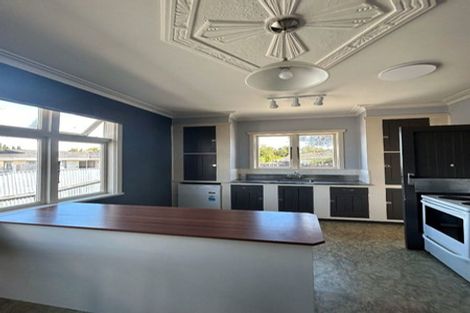 Photo of property in 36 Wood Street, Takaro, Palmerston North, 4410