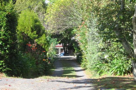 Photo of property in 7 Beacon Avenue, Campbells Bay, Auckland, 0630