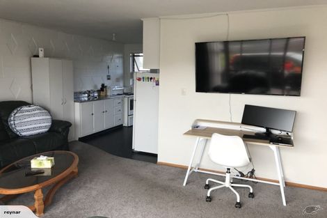 Photo of property in 4/41 Kawaka Street, Mount Maunganui, 3116