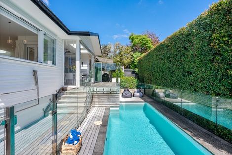 Photo of property in 9 Penzance Road, Mairangi Bay, Auckland, 0630