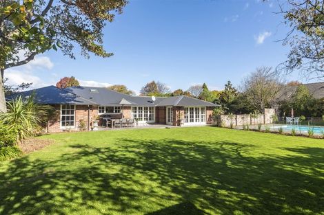 Photo of property in 180 Fendalton Road, Fendalton, Christchurch, 8052