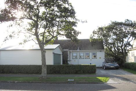 Photo of property in 24 Collett Street, Naenae, Lower Hutt, 5011