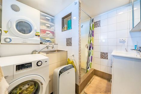 Photo of property in 517c Marine Drive, Sunshine Bay, Lower Hutt, 5013