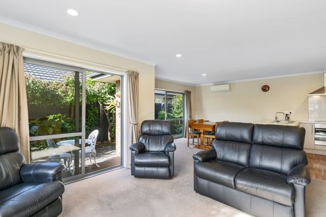 Photo of property in 17 Gallaghan Close, Wigram, Christchurch, 8042