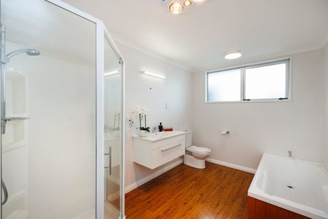 Photo of property in 20 Walkers Road, Longburn, Palmerston North, 4477