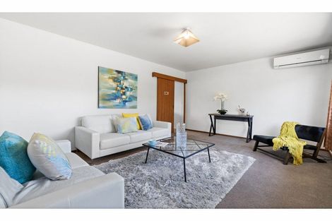 Photo of property in 3 Peverel Street, Riccarton, Christchurch, 8011