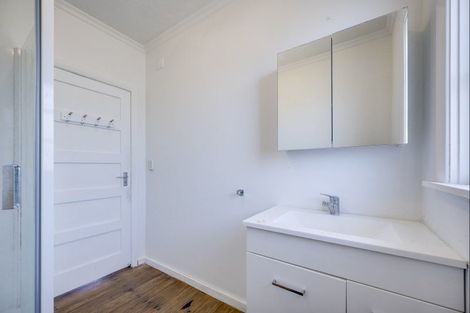 Photo of property in 2/1 Murphy Road, Taradale, Napier, 4112