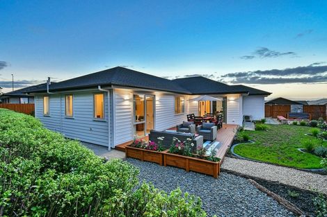 Photo of property in 3 Papaview Road, Papakura, 2110