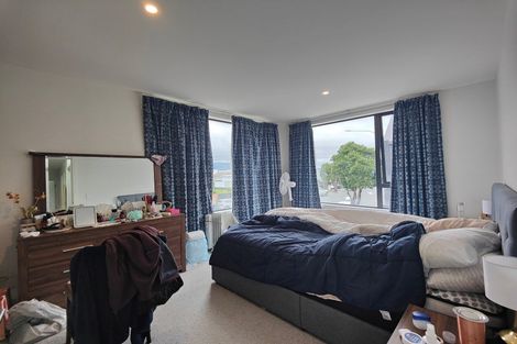 Photo of property in 17a Cuba Street, Petone, Lower Hutt, 5012