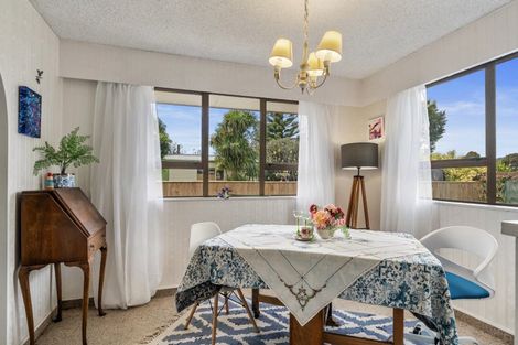 Photo of property in 98 Hillcrest Road, Raumati Beach, Paraparaumu, 5032