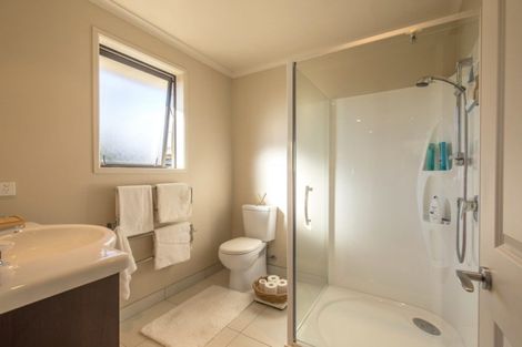 Photo of property in 35 Old Station Avenue, Wanaka, 9305