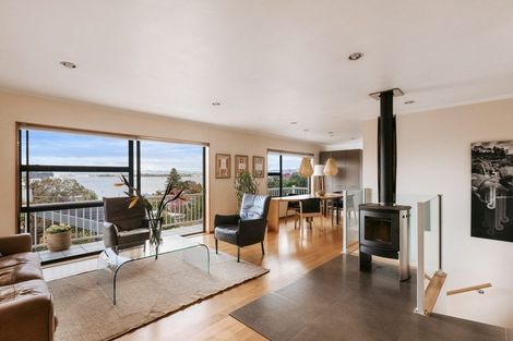 Photo of property in 96 Omokoroa Road, Omokoroa, 3114