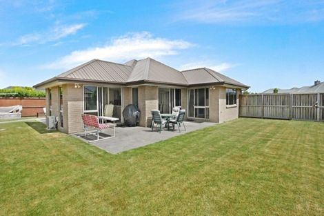 Photo of property in 16 Lynley Drive, West Melton, 7618