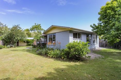 Photo of property in 16 Lacy Gate Place, Woodend, 7610