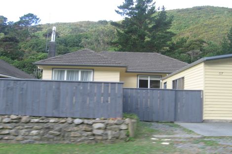 Photo of property in 57 Sunny Grove, Wainuiomata, Lower Hutt, 5014