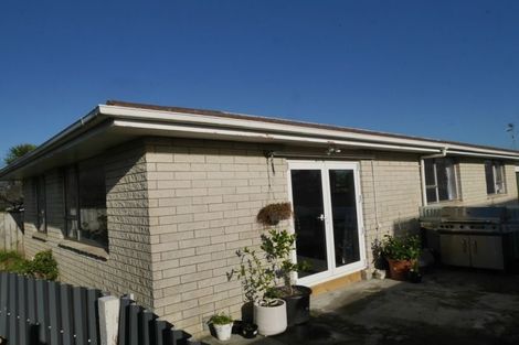 Photo of property in 62a Mazengarb Road, Paraparaumu Beach, Paraparaumu, 5032