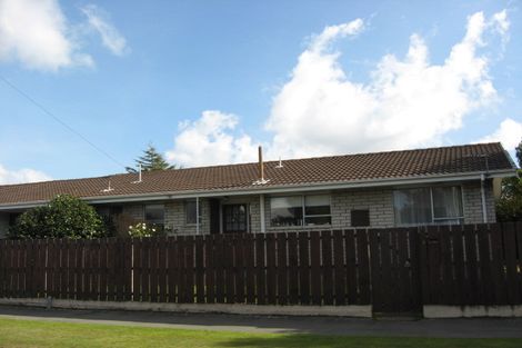 Photo of property in 1/1 Hounslow Street, Ilam, Christchurch, 8041