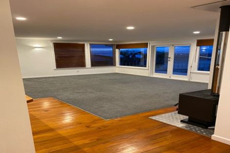 Photo of property in 25 Te Awakura Terrace, Mount Pleasant, Christchurch, 8081