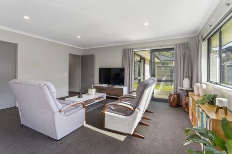 Photo of property in 16 Tradewinds Drive, Whitby, Porirua, 5024