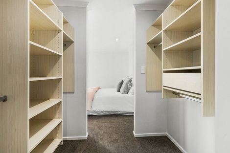 Photo of property in 1b Breakwater Way, Whitby, Porirua, 5024