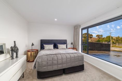 Photo of property in 170 Condell Avenue, Papanui, Christchurch, 8053