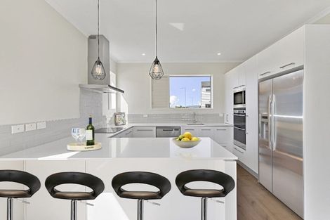 Photo of property in 28 Plover Road, Hobsonville, Auckland, 0616