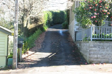 Photo of property in 1 Oakley Avenue, Claudelands, Hamilton, 3214