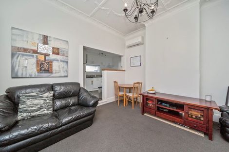 Photo of property in 240 Saint Aubyn Street, New Plymouth, 4310