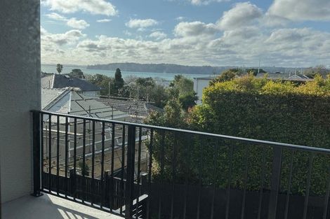 Photo of property in 4/29 Sentinel Road, Herne Bay, Auckland, 1011
