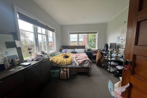 Photo of property in 43 Trinity Avenue, Epuni, Lower Hutt, 5011