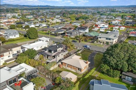 Photo of property in 41 Oceanbeach Road, Mount Maunganui, 3116