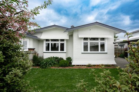 Photo of property in 24 Aroha Street, Takaro, Palmerston North, 4410