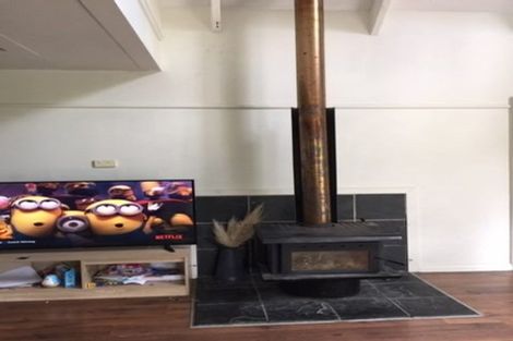 Photo of property in 87 Tawa Road, Kumeu, 0891