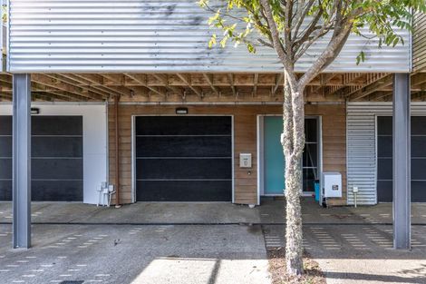 Photo of property in 10 Saddleback Grove, Karori, Wellington, 6012