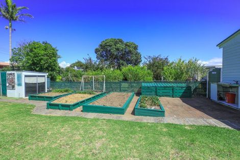 Photo of property in 9 West Crescent, Te Puru, Thames, 3575