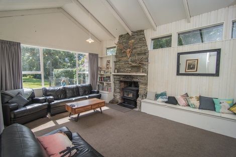 Photo of property in 381 Pareora River Road, Saint Andrews, Timaru, 7972