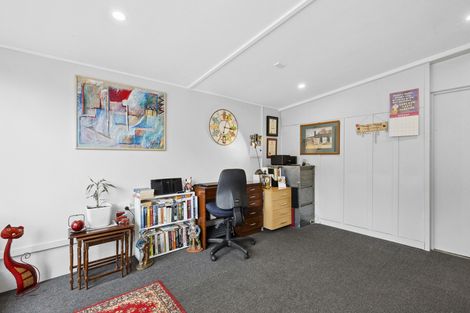 Photo of property in 23 Greenacres Street, Macandrew Bay, Dunedin, 9014