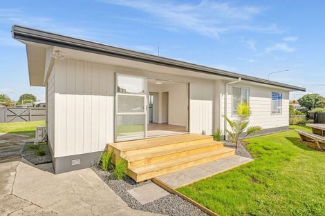 Photo of property in 16 Girven Road, Mount Maunganui, 3116