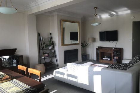 Photo of property in 1/154 Oriental Parade, Oriental Bay, Wellington, 6011