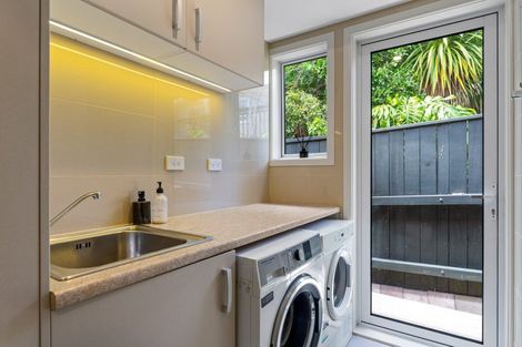 Photo of property in 3 Orion Place, Hillcrest, Auckland, 0627
